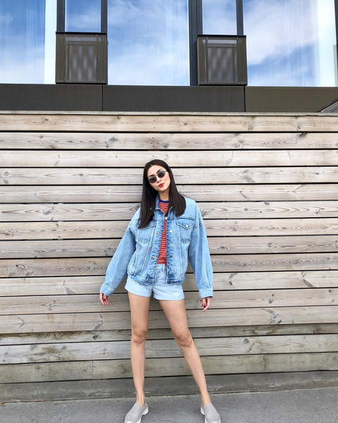 Cách mix áo bò nữ với quần short